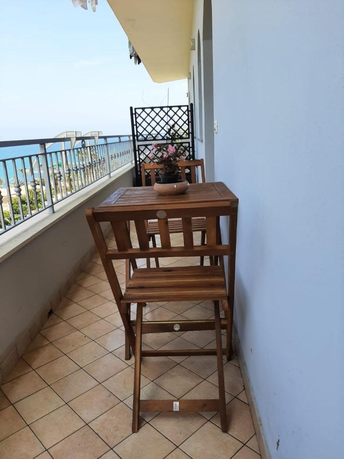 Bellavista Leilighet Capo Vaticano Eksteriør bilde
